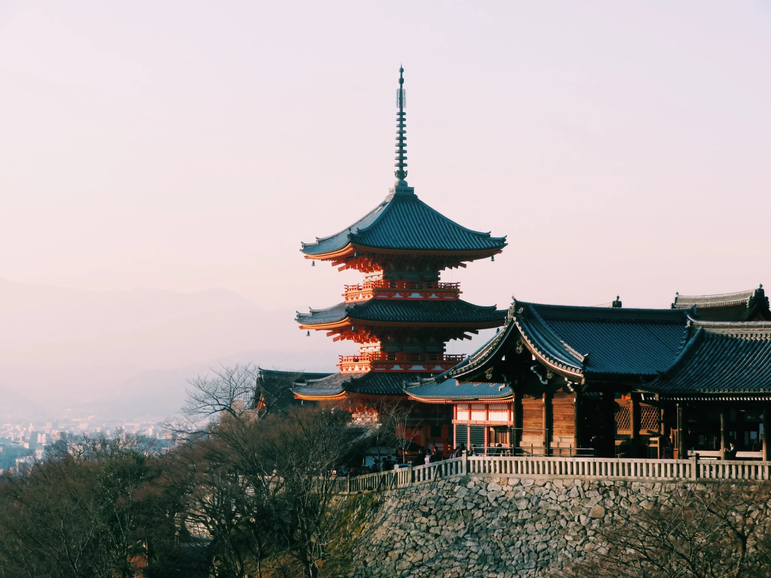 Chùa Kiyomizu-dera nổi tiếng xứ Kyoto