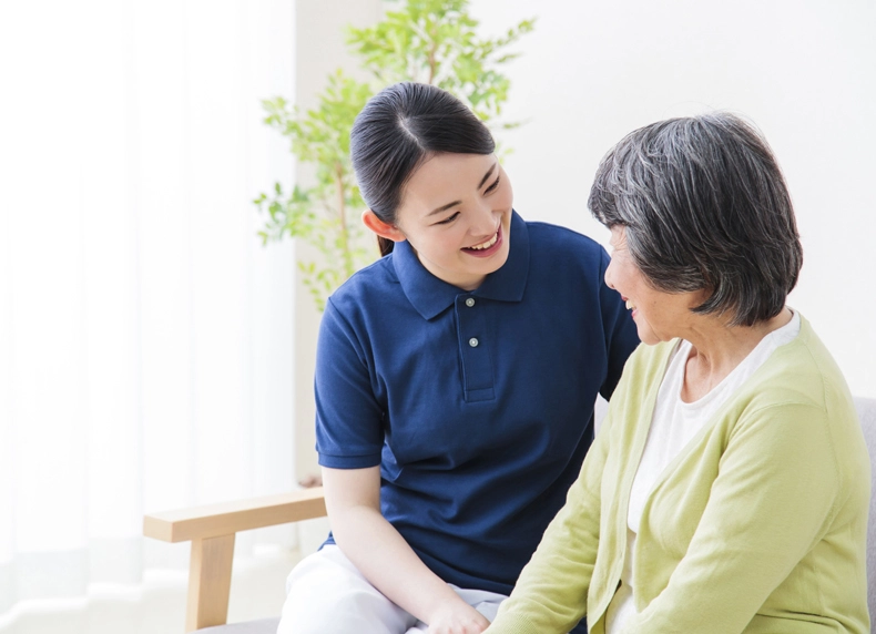 Các hình thức cơ sở chăm sóc người lớn tuổi của Nhật